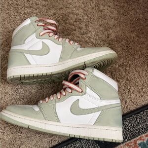 Nike Women's Sneakers - Mint Green and White